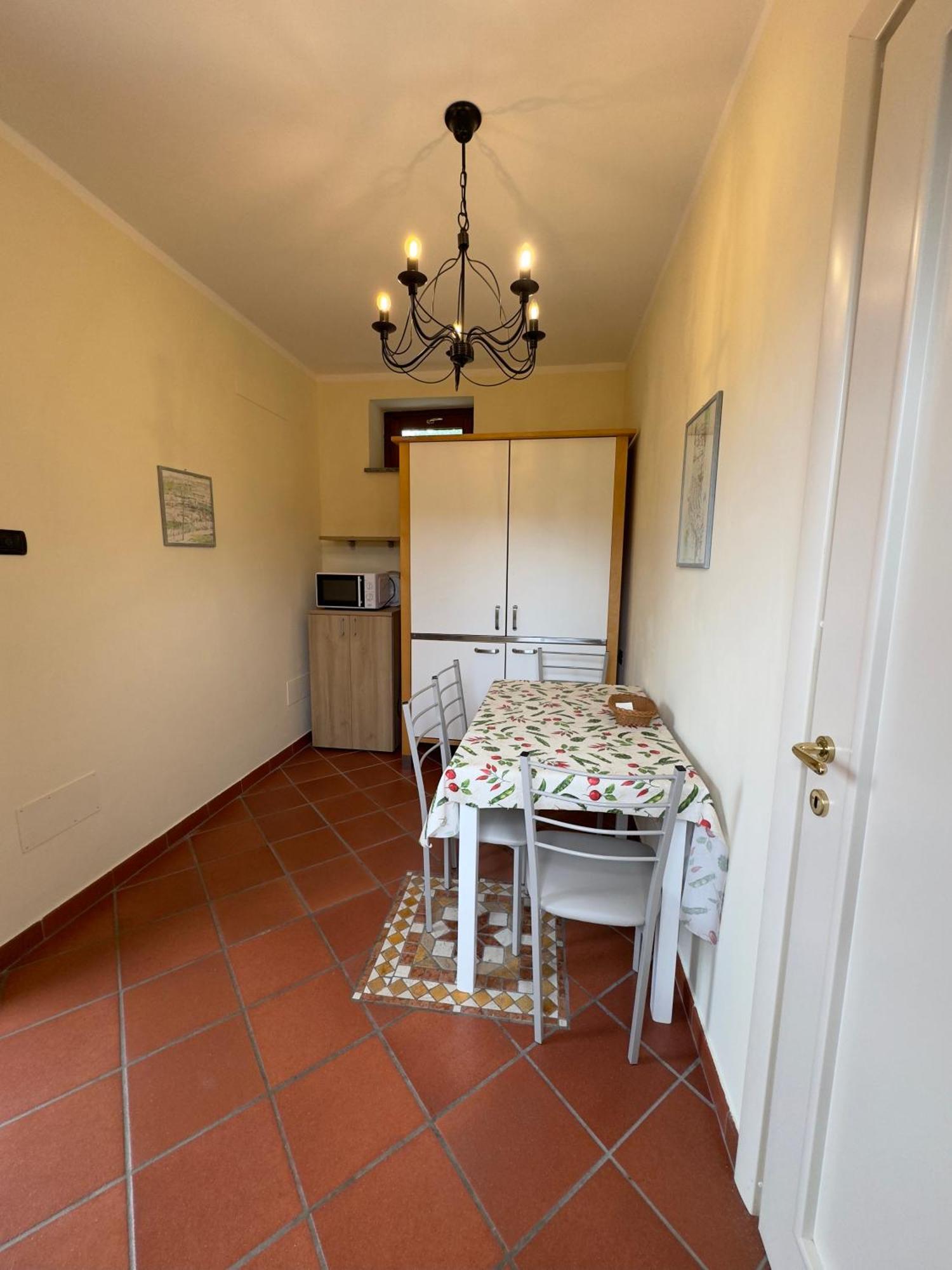 Locanda OSTERIA LA MILONGA Agliano Terme Exterior foto