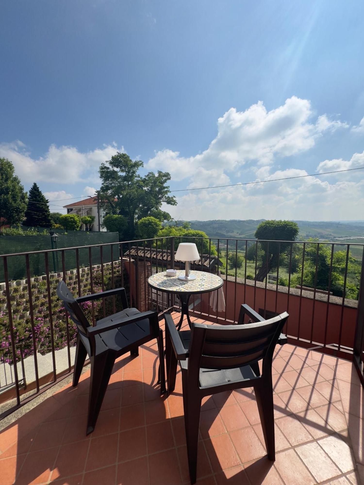 Locanda OSTERIA LA MILONGA Agliano Terme Exterior foto