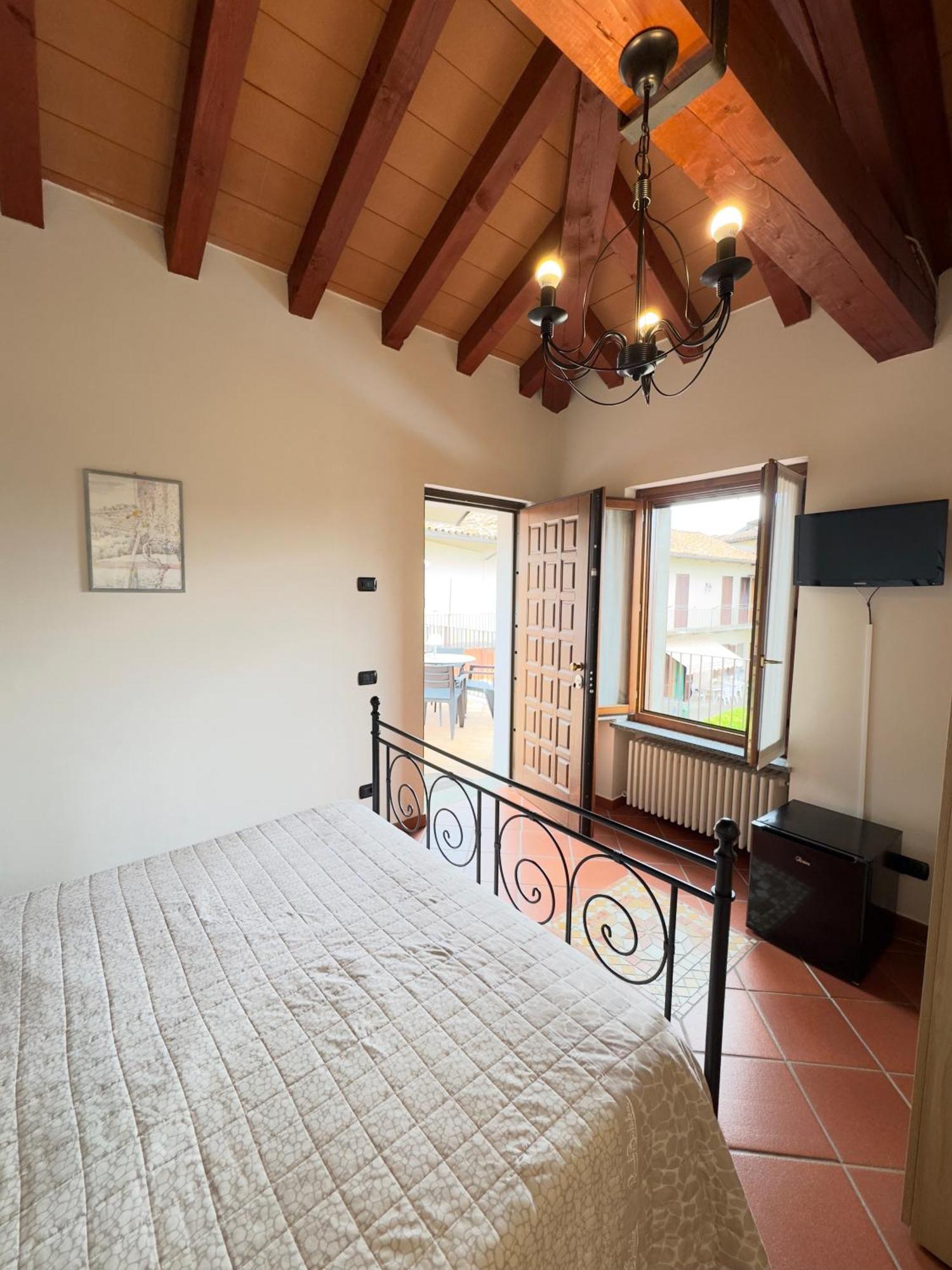 Locanda OSTERIA LA MILONGA Agliano Terme Exterior foto